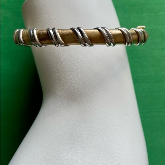 14k Two Tone real Gold flexible classy bangle Bracelet - Picture 1 of 10